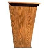 Antique Bassett Furniture Sabinas Oak Collection, 4 Chest of Drawers, Tuscan Neoclassical Mediterranean 32" Chest of Drawers