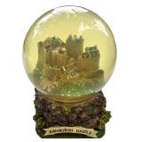 Edinburgh Castle Snow Globe Gift Souvenir of Scotland