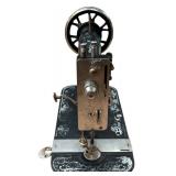 Singer Sewing Machine, Model 27