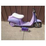 Razor childs electric scooter for parts or repair No charger. As shown.