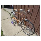 Schwinn Mens bike. Good grips & seat. As shown.