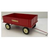 Vintage INTERNATIONAL Preseed Steel Barge Wagon With Plastic Rims And Rubber Tires 1/16 Scale