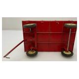 Vintage INTERNATIONAL Preseed Steel Barge Wagon With Plastic Rims And Rubber Tires 1/16 Scale