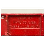 Vintage INTERNATIONAL Preseed Steel Barge Wagon With Plastic Rims And Rubber Tires 1/16 Scale