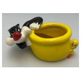 Vintage Sylvester And Tweety Bird Porcelain Planter Warner Brothers Looney Tunes