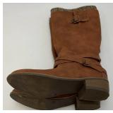 Womens AKASHA Boots Size 8.5