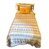Charming Pair of Yellow Painted Gabberts Faux Bamboo Twin Beds, Includes bedding