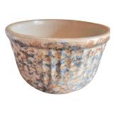 Set of 2 Vintage American Art Pottery Mixing Bowls - Red Wing and Watt Ovenware