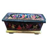 Collection of Travel Memorabilia: Decorative Vintage Items