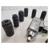 Black & Decker Impact Wench Air Tool with Impact Sockets