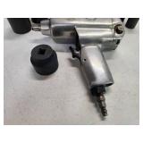 Black & Decker Impact Wench Air Tool with Impact Sockets