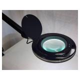 Benchtop Magnifying Lens Light