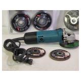 Makita Electric Grinding / Cutting Tool