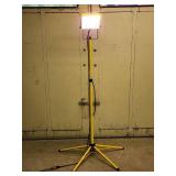 Adjustable Shop Floor Light