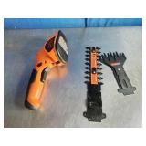 BLACK+DECKER 3.6V Lithium 2-in-1 Garden Shear Combo