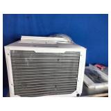 BLACK+DECKER 14,000 BTU Window Air Conditioner with Remote Control