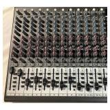 Behringer XENYX 2442FX Mixer
