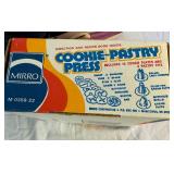 Vintage Cookie Bundle - Krumkake Baker, Crepes 