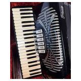 Sonola Rivoli Piano Accordion 41 keys 120 Bass Buttons