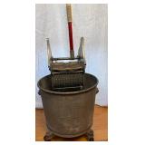 Geerpres "Floor- Knight" Vintage Galvanized Wringer and Bucket System
