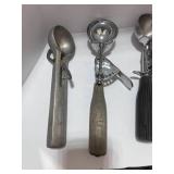 5 Vintage Ice Cream Scoops