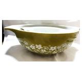Pyrex 3 Nesting Bowls Crazy Daisy