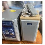 Aiwa Book Shelf Stereo w/Remote Works