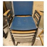 Lot of 6 stackable chairs