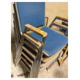 Lot of 6 stackable chairs