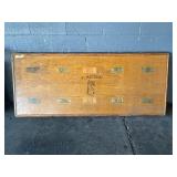 Table top with 40,640 Peso