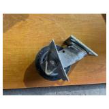 5" swivel caster locking