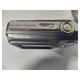 Fuji Fine Pix A825 & Canon Power Shot A550 Cameras