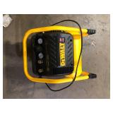 DEWALT 2.5 Gal. Portable Electric Heavy Duty 200 PSI Quiet Air Compressor Customer Returns See Pictures