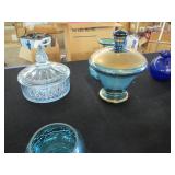 Gorgeous vintage glassware in hues ...