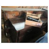 Very sturdy hardwood 6-drawer dress...