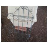 Metal wire style folding outdoor pl...