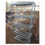 Plastic 5-tier storage shelf. Perfe...