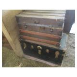 Vintage Wood storage trunk plus a l...