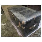 Vintage Wood storage trunk plus a l...