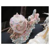 Healthy Variety of carousel horse n...