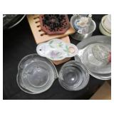 Large lot of kitchen supplies inclu...