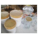 Countertop canisters, misc baskets,...