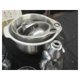 Stainless steel Mixing bowls, coffe...
