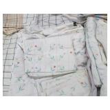 Assorted Bex linens, pillow cases a...