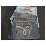 Assorted lot of women