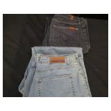 Assorted lot of women