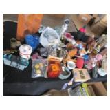 Large collection of home decor and ...