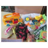 Vtech Count and Learn school bus, b...