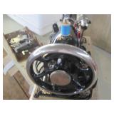 Vintage Singer sewing machine with ...