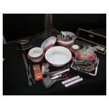 Vintage Red and white plaid Enamelw...